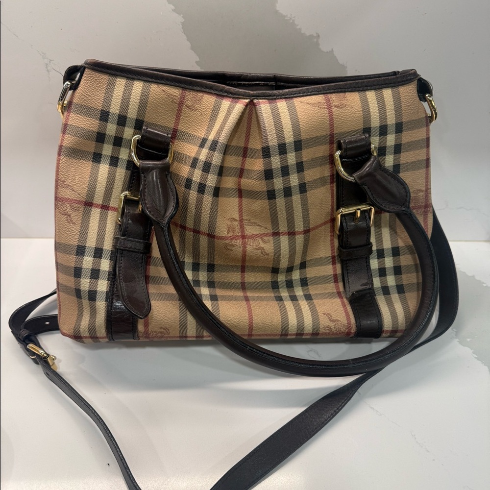 Burberry exaggerated checkered bag
